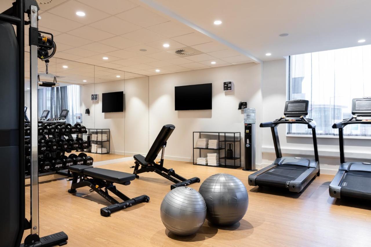 Courtyard By Marriott Glasgow Sec ภายนอก รูปภาพ