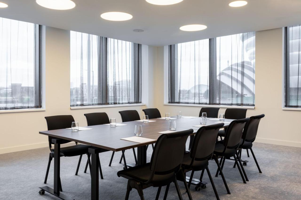 Courtyard By Marriott Glasgow Sec ภายนอก รูปภาพ