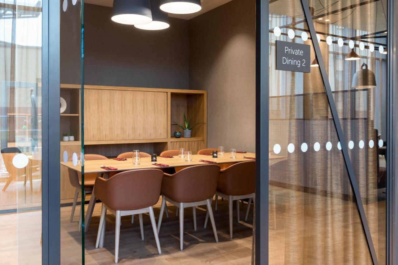Courtyard By Marriott Glasgow Sec ภายนอก รูปภาพ