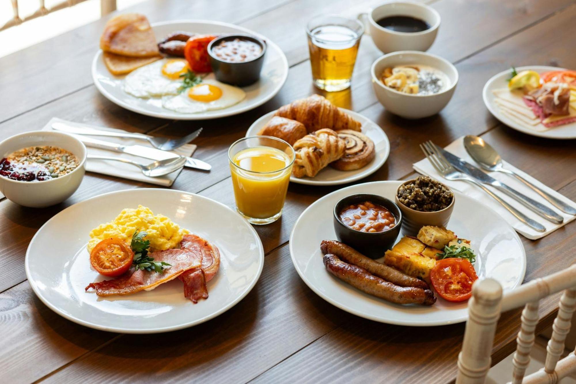 Courtyard By Marriott Glasgow Sec ภายนอก รูปภาพ